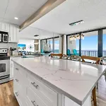 Edgewater Tower 2-611