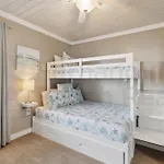 Condo W Salt Water Pool