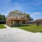 Tampa Sanctuary Near Airport And Sports Venues!
