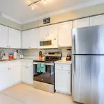 Gulf Getaway With Porch And Direct Beach Access!