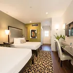 Truman Hotel