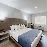 Avanti International Resort