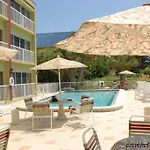 Jefferson Motel Apartments