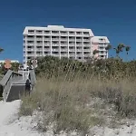 Hilton Grand Vacations Surf Club