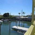 Smugglers Cove Resort And Marina