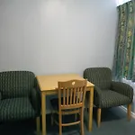 Skyway Motel