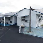 Royal Palms Motel