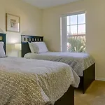 Florint Pool Homes