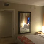 Sunny Isles Beach Marenas Apartment