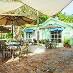 Olde Marco Island Inn And Suites