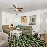 Mardi Gras Motel