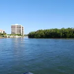 Bonita Beach Resort Motel