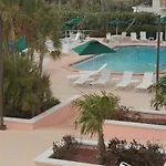 Hilton Grand Vacations Surf Club