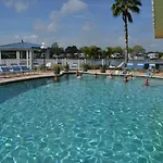 Winter Quarters Encore Manatee Rv Resort