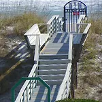 Seahorse Oceanfront Inn