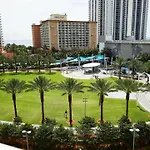 Beautiful Furnished 1B/1,5 Apt With Ocean View!