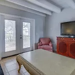 Ronay Bayside Residence #9