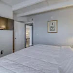 Ronay Bayside Residence #9