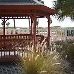 Voyager Beach Club By Liberte\'