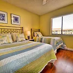 Reef Club 301