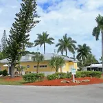 Fort Myers Beach Resort Two-Bedroom Park Model 4