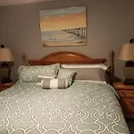 2Br/1Ba Sienna Park Apartment