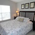 Castnetter Beach Two Bedroom Apartment, 5