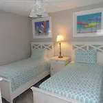 Castnetter Beach Two Bedroom Apartment, 5