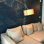 Beach Walk Resort De Lux Apartment