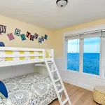 Bayfront Paradise