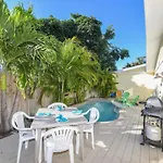 Coconut Cottage #2