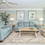 Bay Tree Club 106
