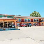 Summer Breeze Motel