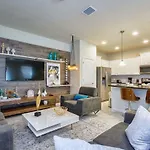 Windsor-5 Bed Townhouse W/Splashpool-3808Ww