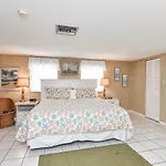 Sea Club II Cottages By Beachside Management