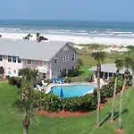 Beachfront Bed & Breakfast