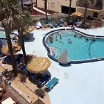 Las Olas Beach Club