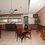 Knights Inn - Plant City