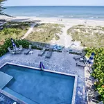 Joyce\'S Beachfront Suite 2
