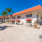 Hibiscus Suites - Sarasota