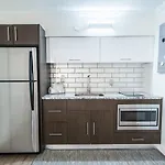 Hibiscus Suites - Sarasota