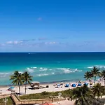 Hollywood Beach Resort