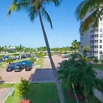 Resortquest At Bonita Beach And Tennis Club