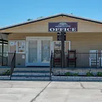 Majestic Oaks Rv Resort