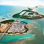 Fiesta Key Rv Resort Waterfront Cottage 40