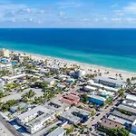 Trendy 1Br W Parking Space & Walk To The Beach #8