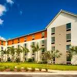 Uptown Suites Extended Stay Tampa Fl - Riverview