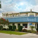 Blue Wave Motel & Suites
