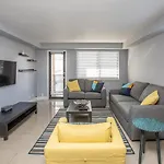Cozy 1 Bedroom Apartment Close To The Beach