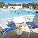 Coral Reef Resort